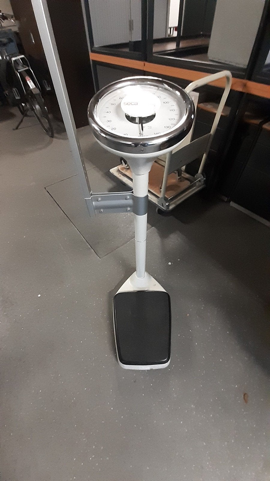 Seca kolomweegschaal met meetlat, Ophalen, Info@tommysmit.nl, Gebruikt, Analoog