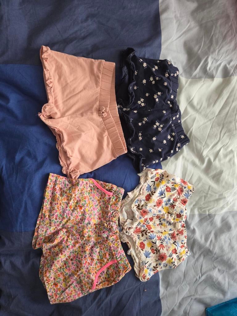 Leuke shorts maat 110-116, Kinderen en Baby's, Kinderkleding | Maat 110, Ophalen of Verzenden, Gebruikt, Meisje, Setje