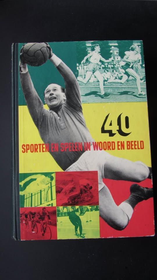 Blue Band - 40 sporten en spelen in woord en beeld (1954), Onbekend, Ophalen of Verzenden, Zo goed als nieuw, Overige sporten