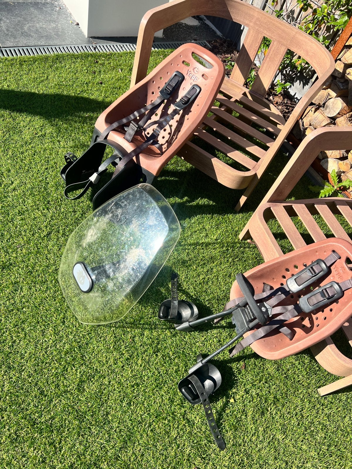 2 Thule Yepp fietsstoeltjes Mini, Maxi, windscherm,2adapters, Ophalen, Gebruikt, 0 t/m 13 kg, Voorzitje
