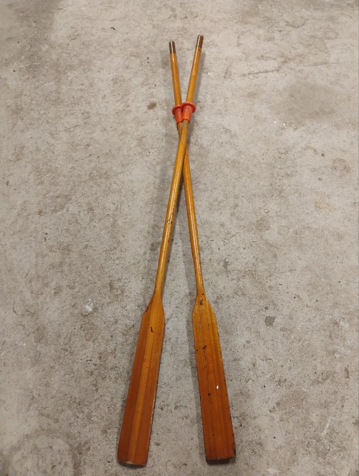 Houten peddels voor boot of kano, Ophalen, Gebruikt, Enkelbladige peddel