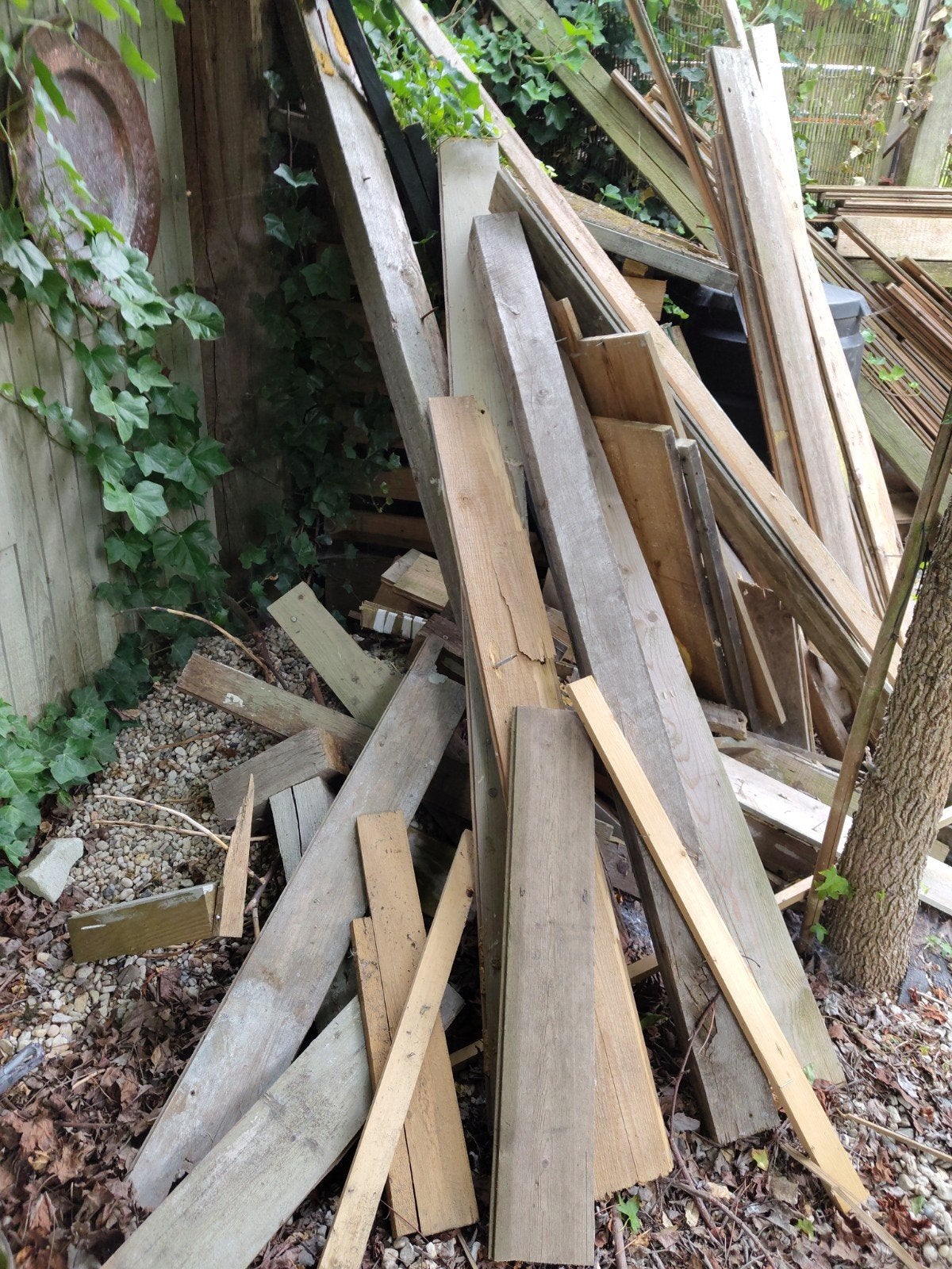 Partij hout en gipsplaten en nieuwe plinten gratis afhalen, Doe-het-zelf en Verbouw, Platen en Panelen, Ophalen of Verzenden, Nieuw