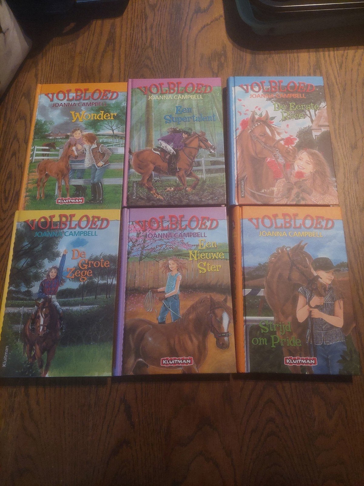 volledige Volbloed serie, Boeken, Ophalen of Verzenden, Zo goed als nieuw, Joanna Campbell, Fictie