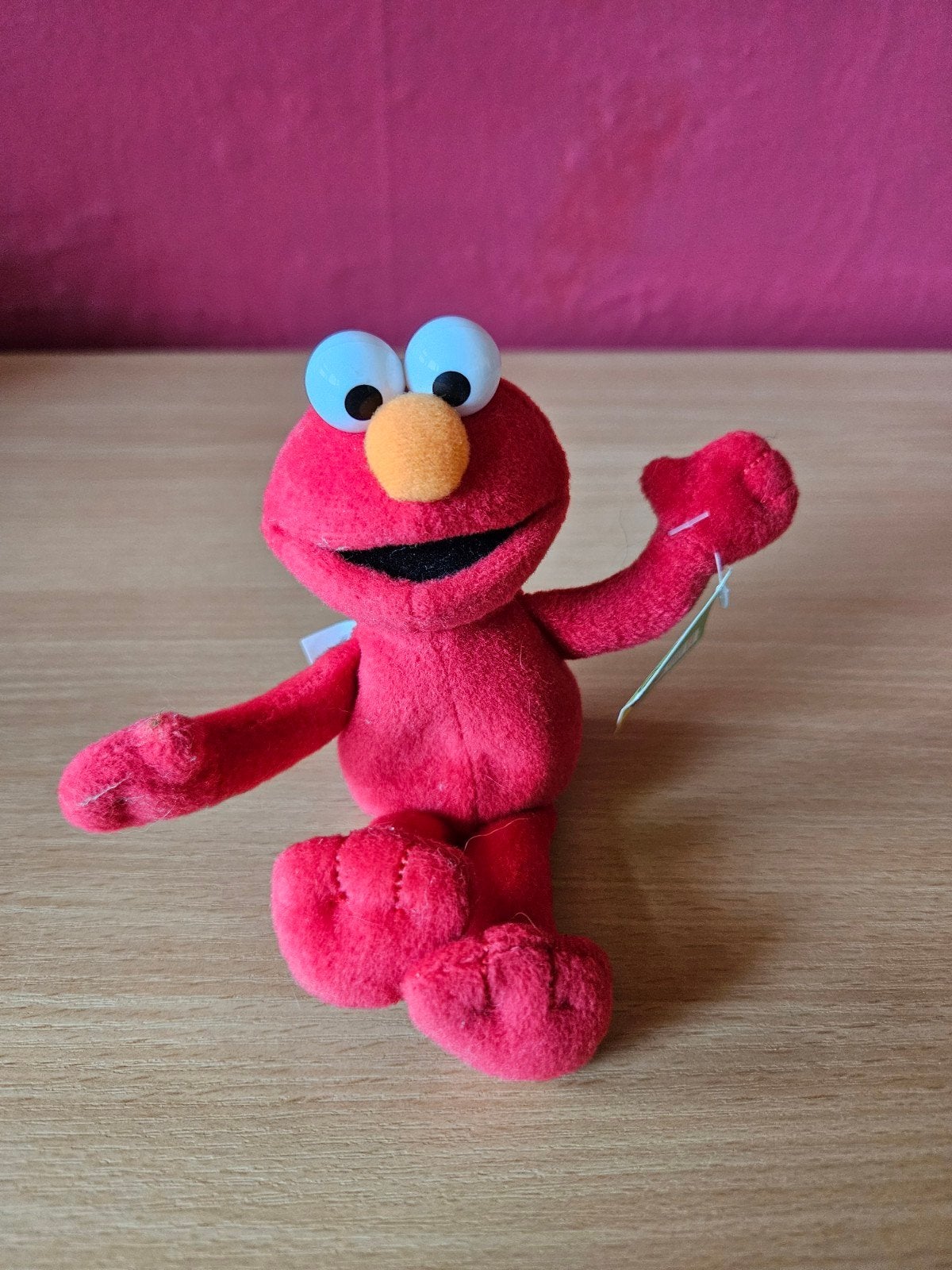 Sesamstraat Elmo beanbag, Ophalen of Verzenden, Zo goed als nieuw, Tv, Actiefiguur of Pop