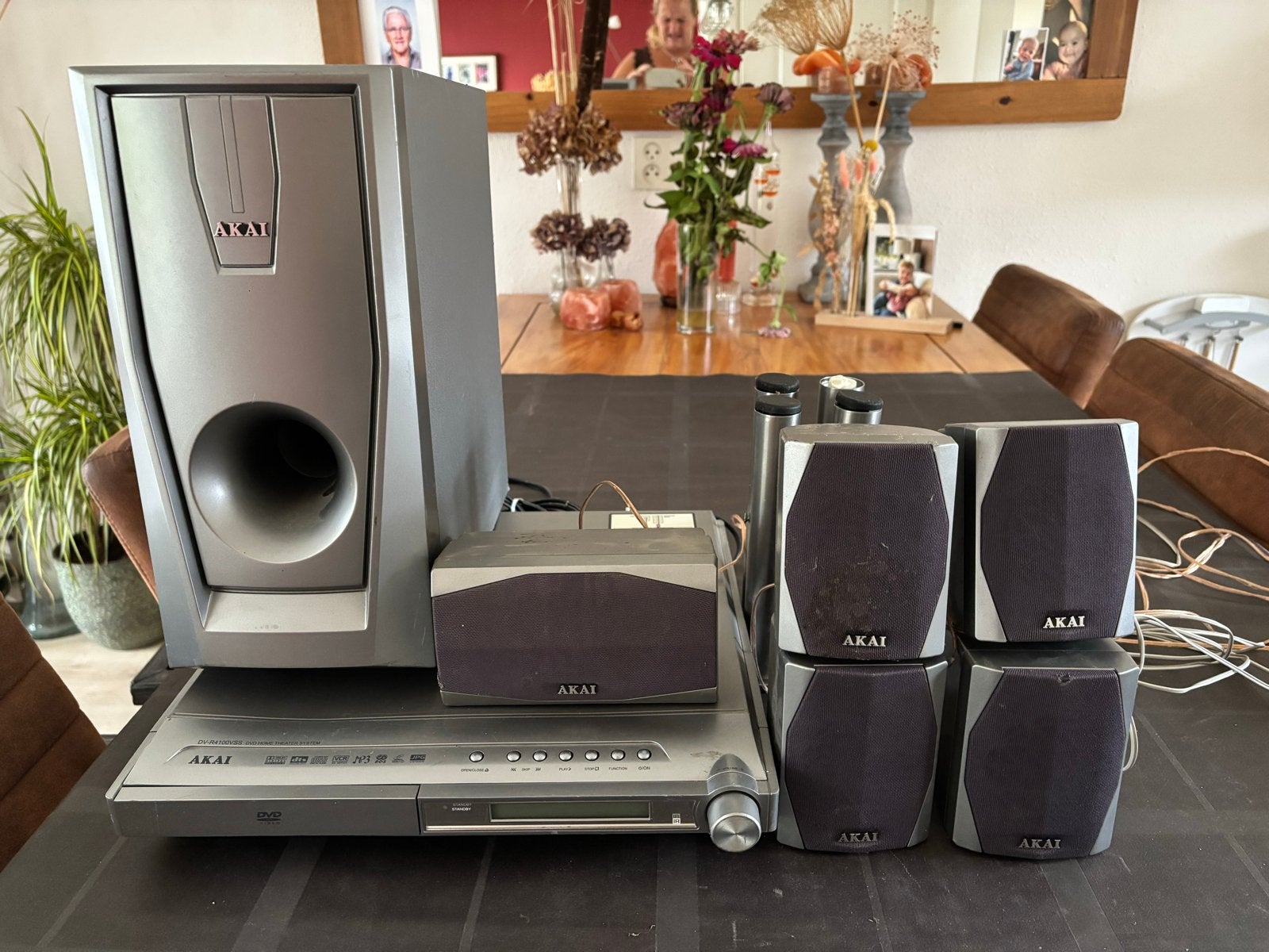 AKAI Home Cinema Systeem met DVD-speler en 5.1 speakers, Overige merken, Gebruikt, Ophalen of Verzenden, 5.1-systeem