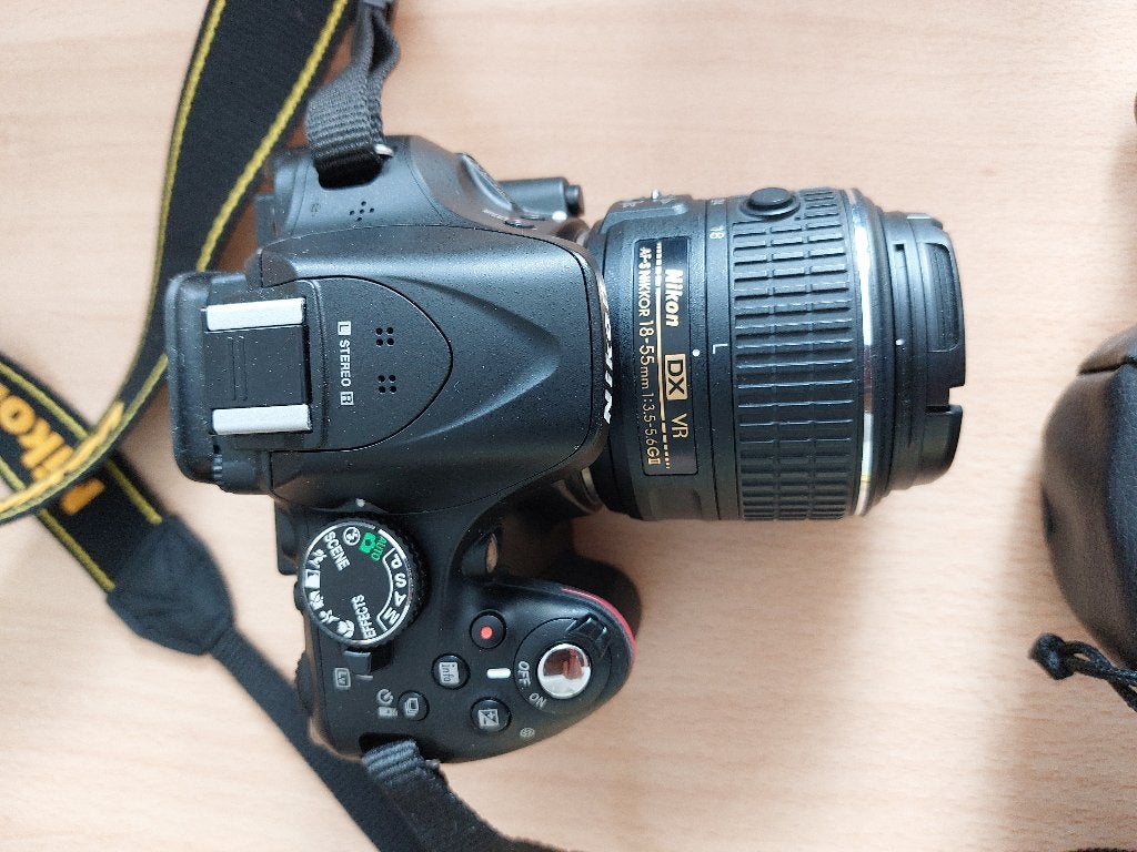Nikon D5200 18-55 VR kit z.g.a.n, Spiegelreflex, Ophalen of Verzenden, Zo goed als nieuw, 24 megapixels