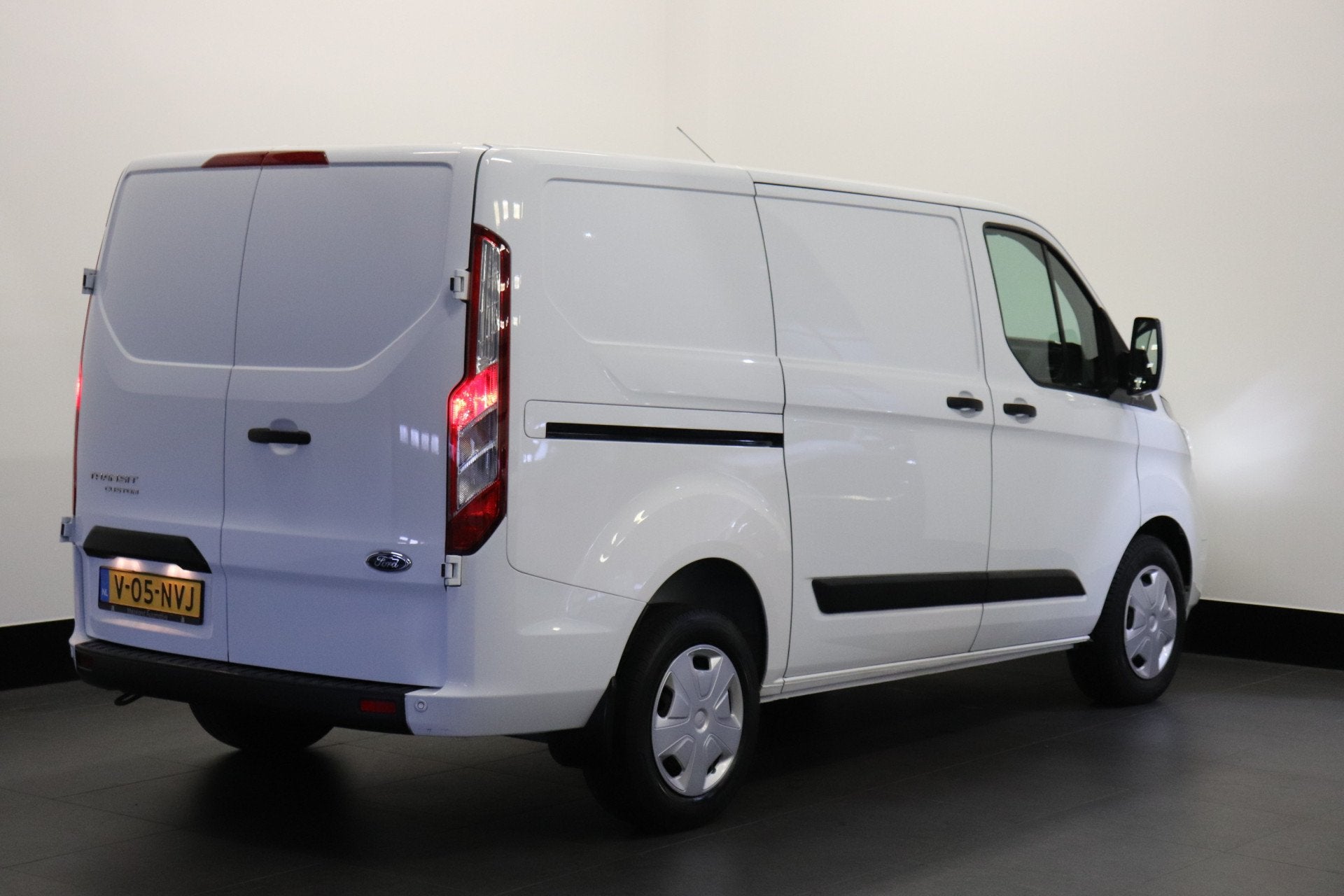 Ford Transit Custom 2.0 TDCI 130PK Automaat EURO 6 - Airco -, Stof, 4 cilinders, Bluetooth, Wit