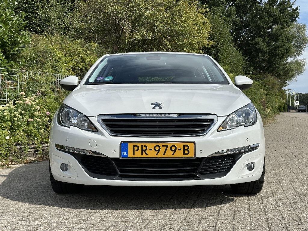 Foto 6 van Peugeot 308 1.2 Allure | Riem Vervangen! | CarPlay | PDC|ECC