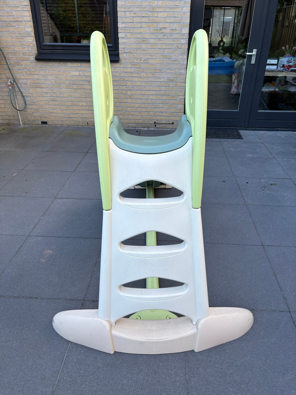 Smoby XL glijbaan met wateraansluiting, Ophalen, Zo goed als nieuw