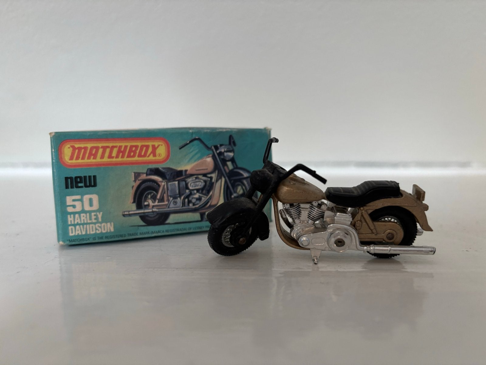 Matchbox New 50 Harley Davidson met doosje, Overige merken, Gebruikt, 1:50 of kleiner, Overige typen