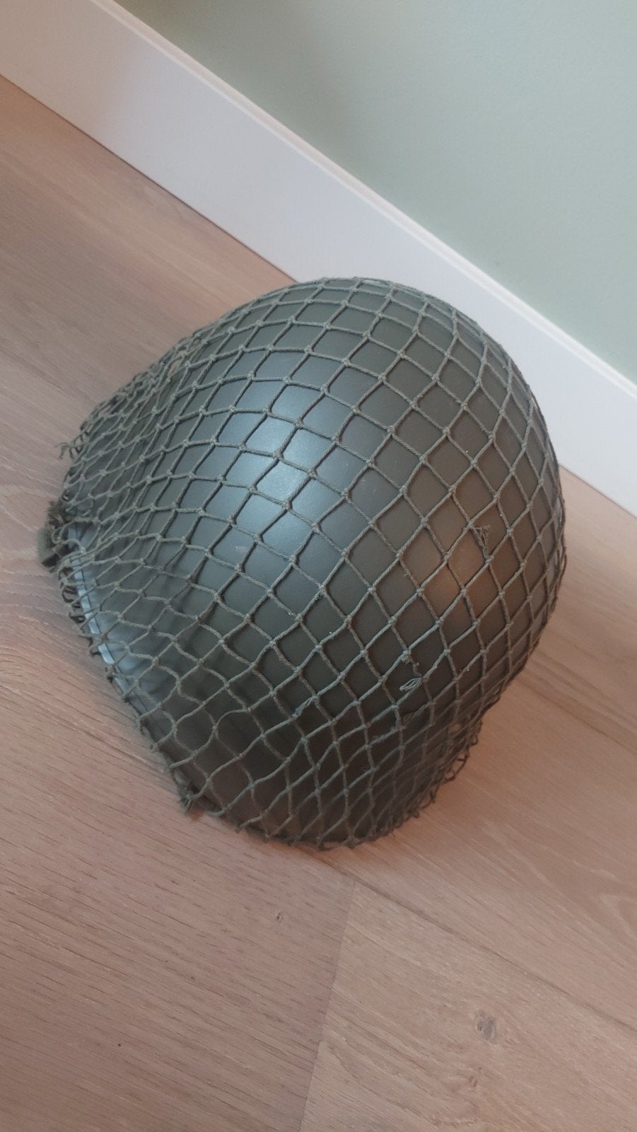 NAVO M51/M1 stalen helm incl Schubert binnenwerk en net, Ophalen of Verzenden, Landmacht, Amerika, Helm of Baret