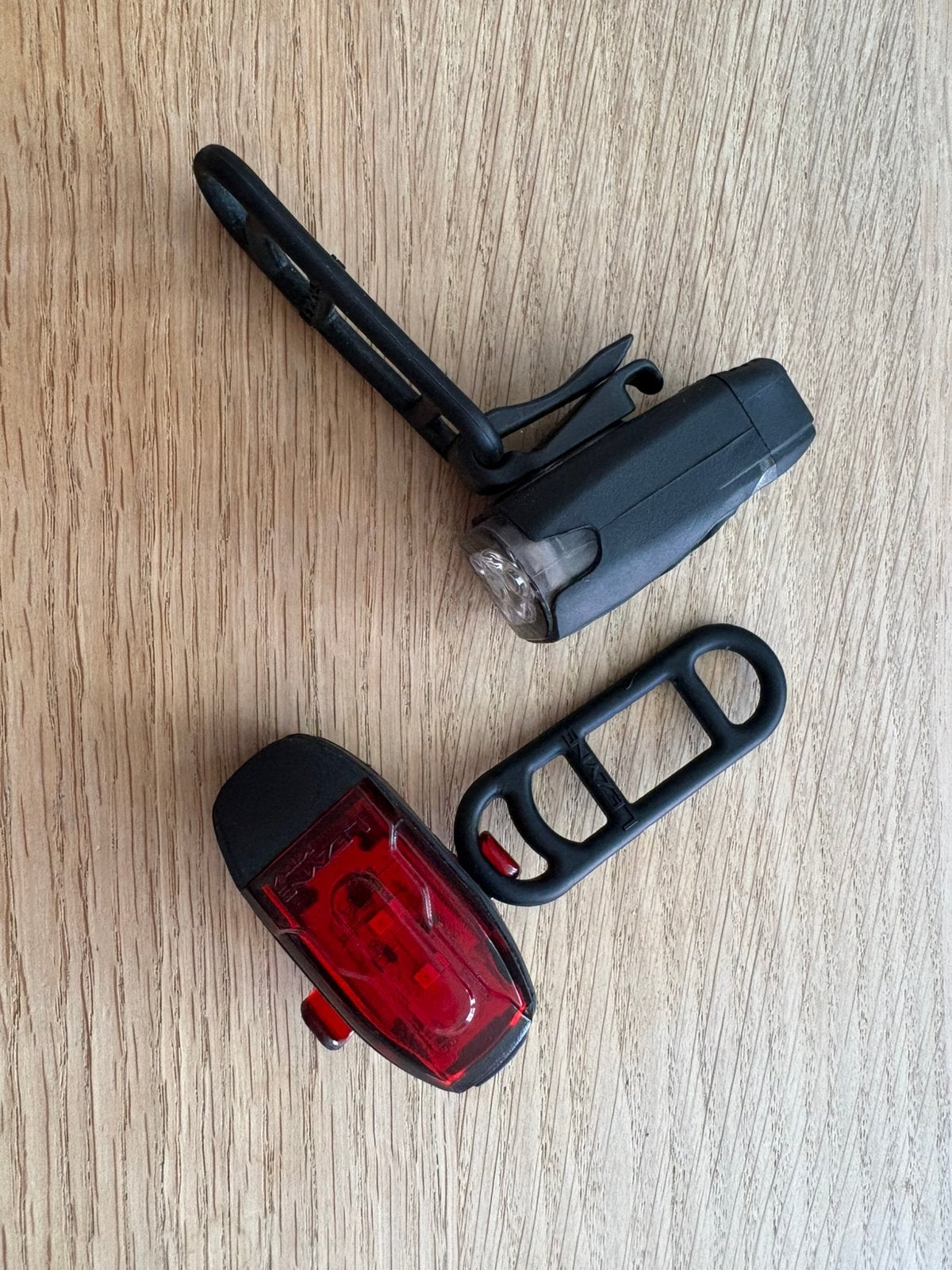 Lezyne KTV drive fietsverlichting set, Verlichtingsset, Verzenden, Accu, Oplaadbaar