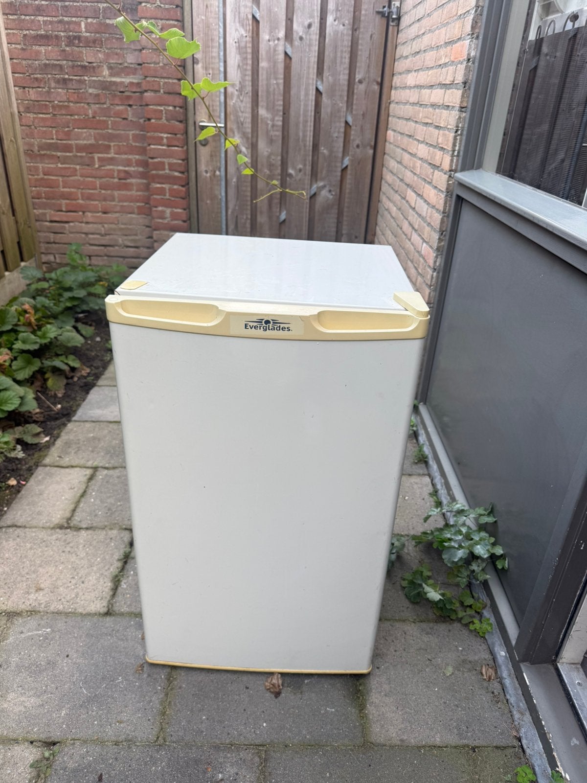 GRATIS - Koelkast Everglades, Ophalen, Gebruikt, Minder dan 85 cm