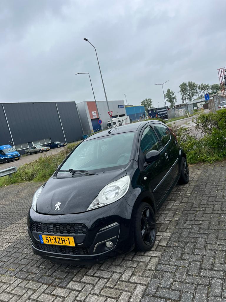 Peugeot 107 1.0 12V 5DR 2012 Airco, Auto's, Voorwielaandrijving, 4 stoelen, Origineel Nederlands, Handgeschakeld