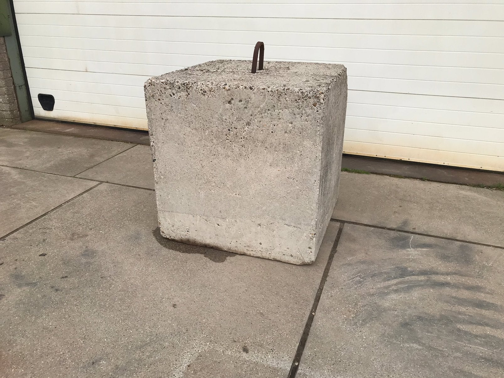 BETON BLOK BETONBLOK BALLAST BALLASTBLOK ANTI TERREUR BLOK, Ophalen, Zo goed als nieuw, Minder dan 100 cm, Minder dan 25 cm