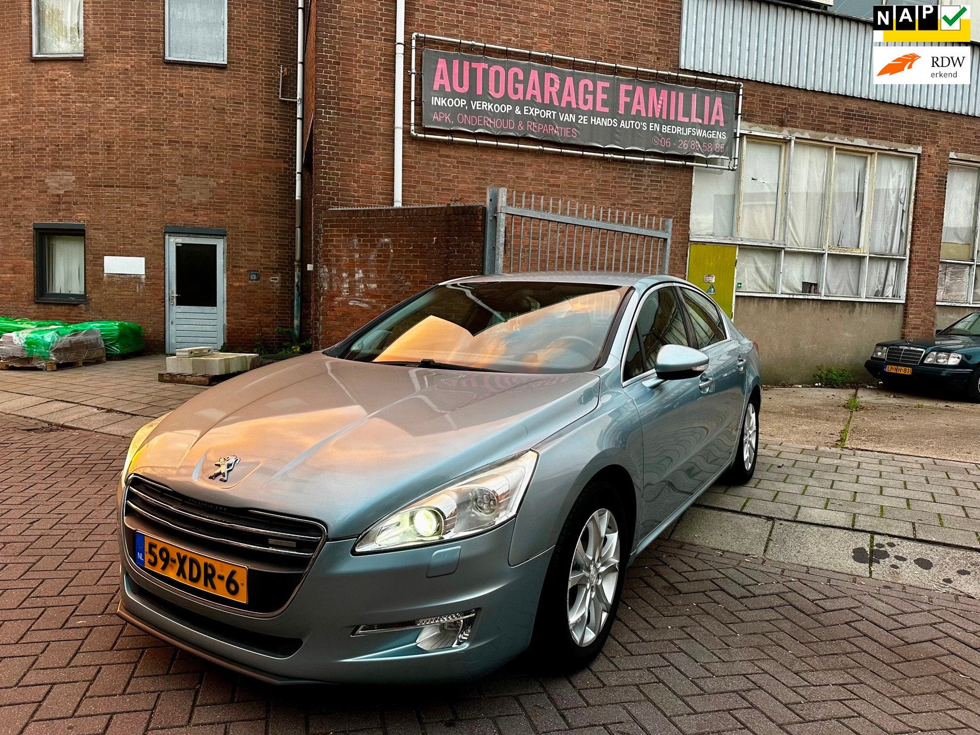 Peugeot 508 2.0 HDi Blue Lease Premium Hybrid4 Automaat, Auto's, Automaat, Euro 5, 28 km/l, Gebruikt