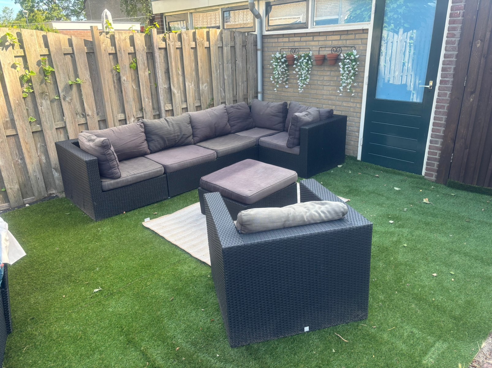 Mooie ruime loungeset van PR design, Ophalen, Zo goed als nieuw, Wicker, Hocker