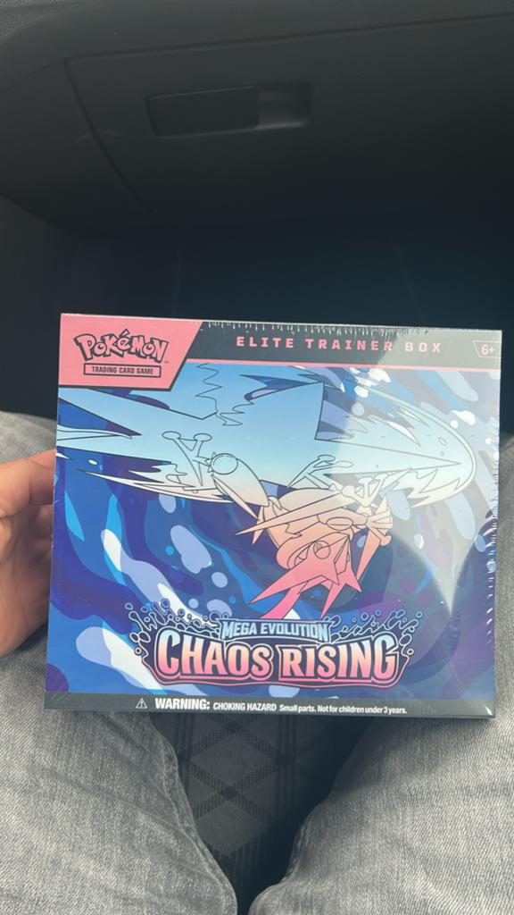Pokémon Chaos Rising Elite Trainer Box, Ophalen of Verzenden, Zo goed als nieuw, Overige typen