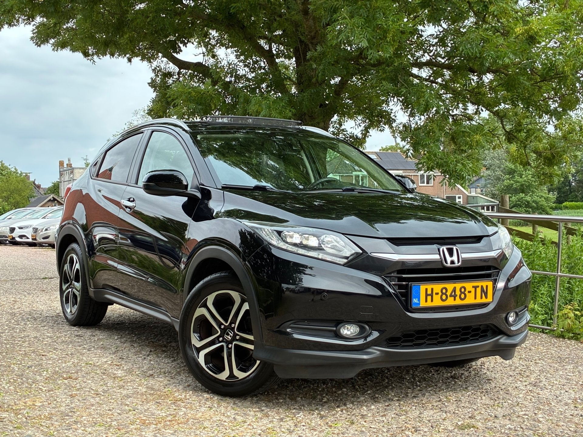 Honda HR-V 1.5 i-VTEC Executive | Pano/schuifdak + Xenon/LED, Auto's, Honda, Voorwielaandrijving, Leder en Stof, Zwart, Bedrijf