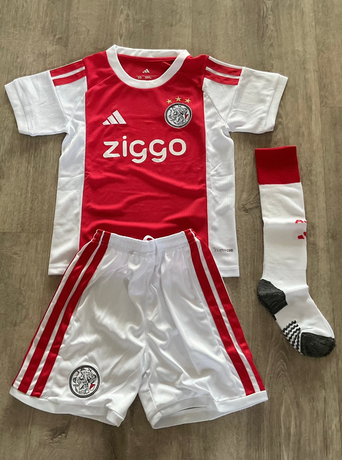 Ajax tenue kids, Maat XS of kleiner, Ophalen of Verzenden, Nieuw, Set