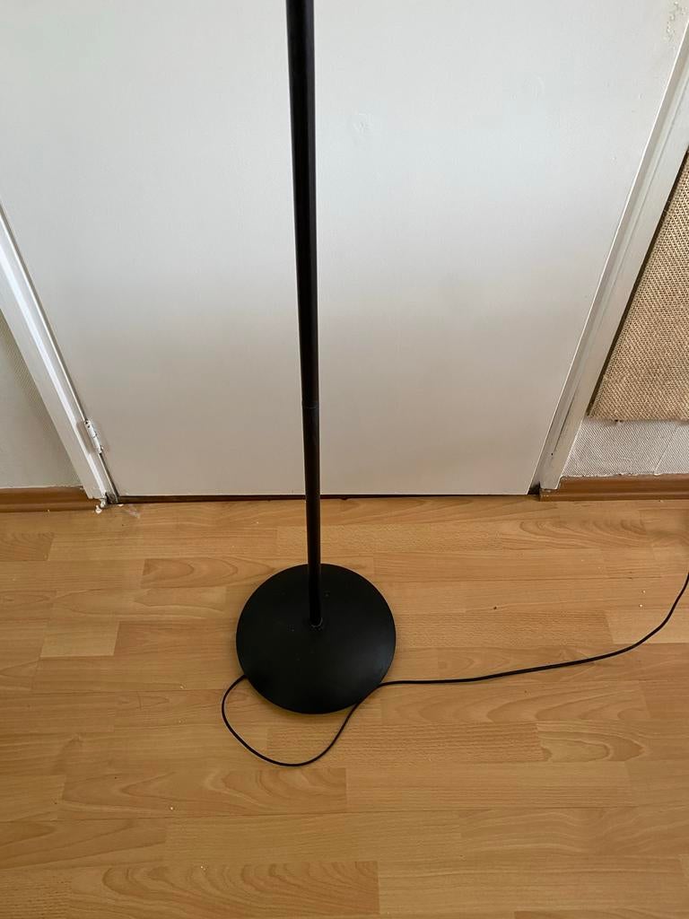 Vintage Staande Schemerlamp met Gele Kap, Huis en Inrichting, Lampen | Vloerlampen, Ophalen, Gebruikt, Metaal, 150 tot 200 cm