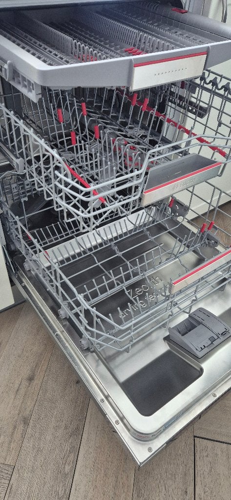 Bosch  inbouwvaatwasser, 2 maanden oud, in garantie, Minder dan 10 liter, Ophalen of Verzenden, Inbouw, 45 tot 60 cm