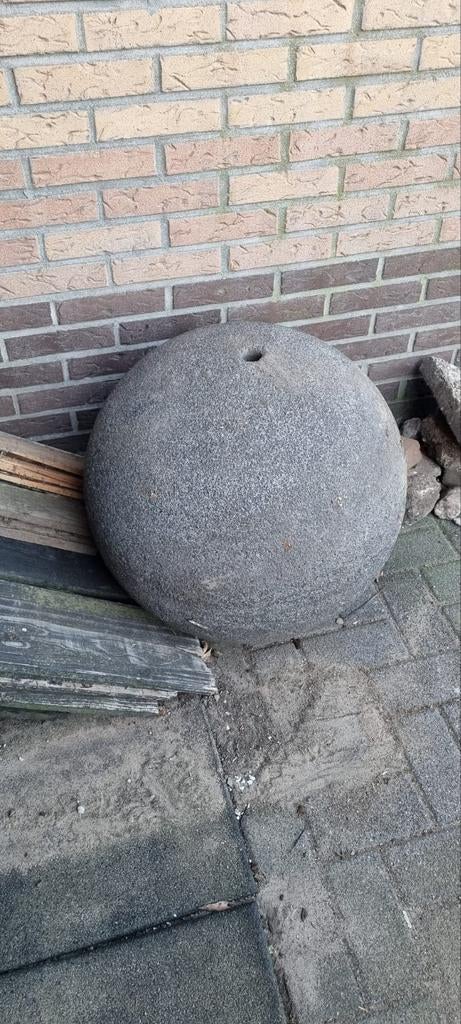 Grote granieten bol - Tuindecoratie 60 cm, Tuin en Terras, Tuinbeelden, Ophalen of Verzenden, Gebruikt, Steen, Abstract beeld