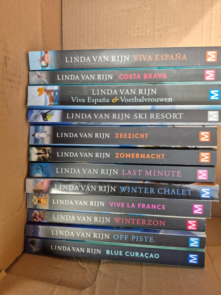 Linda van Rijn thrillers, Ophalen of Verzenden, Zo goed als nieuw