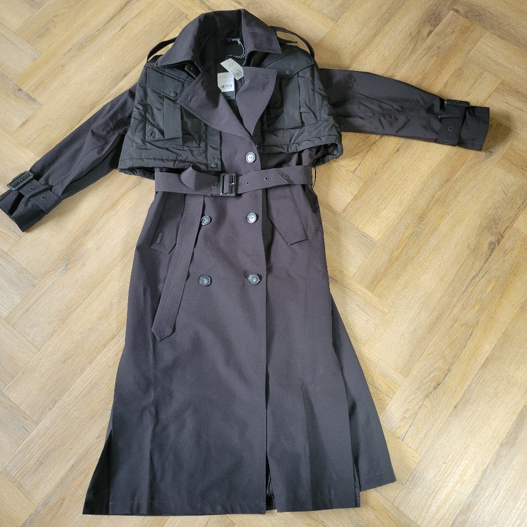 Nieuwe zwarte trenchcoat met afneembaar bovenstuk, Maat 38/40 (M), Zwart, Nieuw, Ophalen of Verzenden