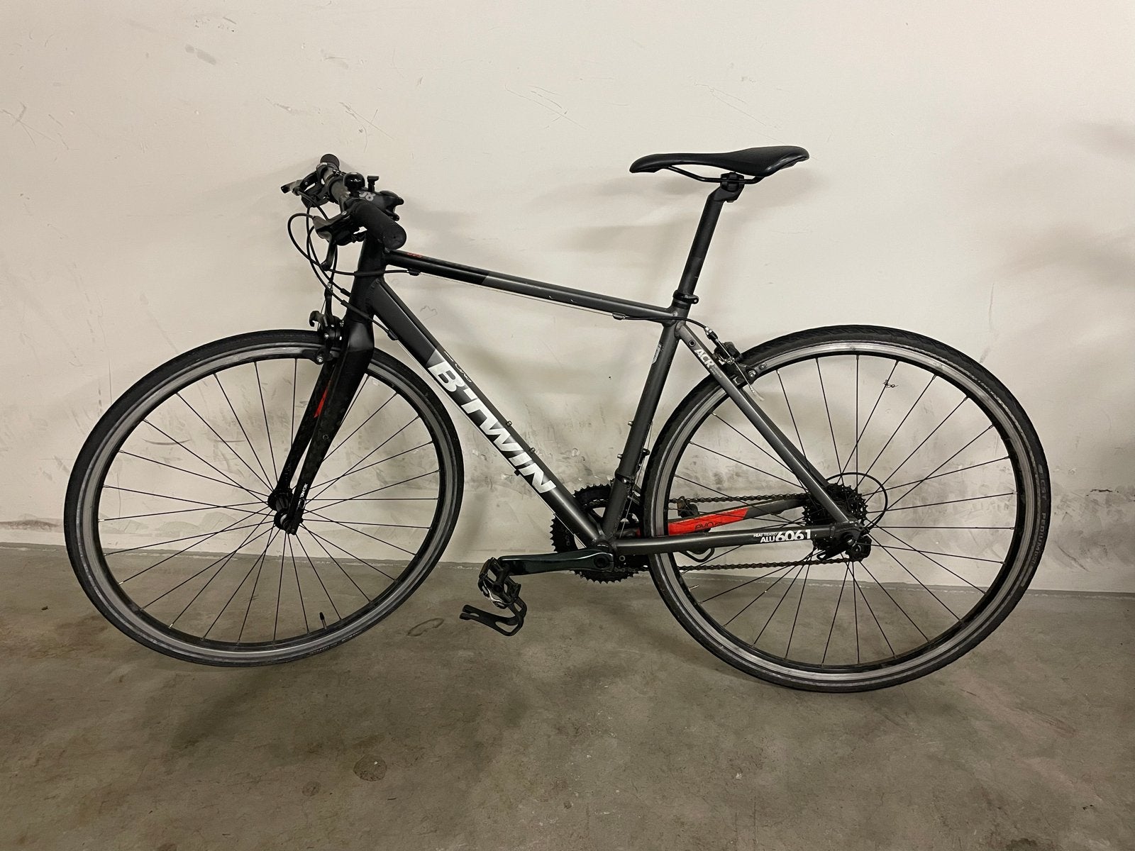 Btwin Triban 540 racefiets -, Fietsen en Brommers, Gebruikt, 10 tot 15 versnellingen, Overige maten, 53 tot 57 cm