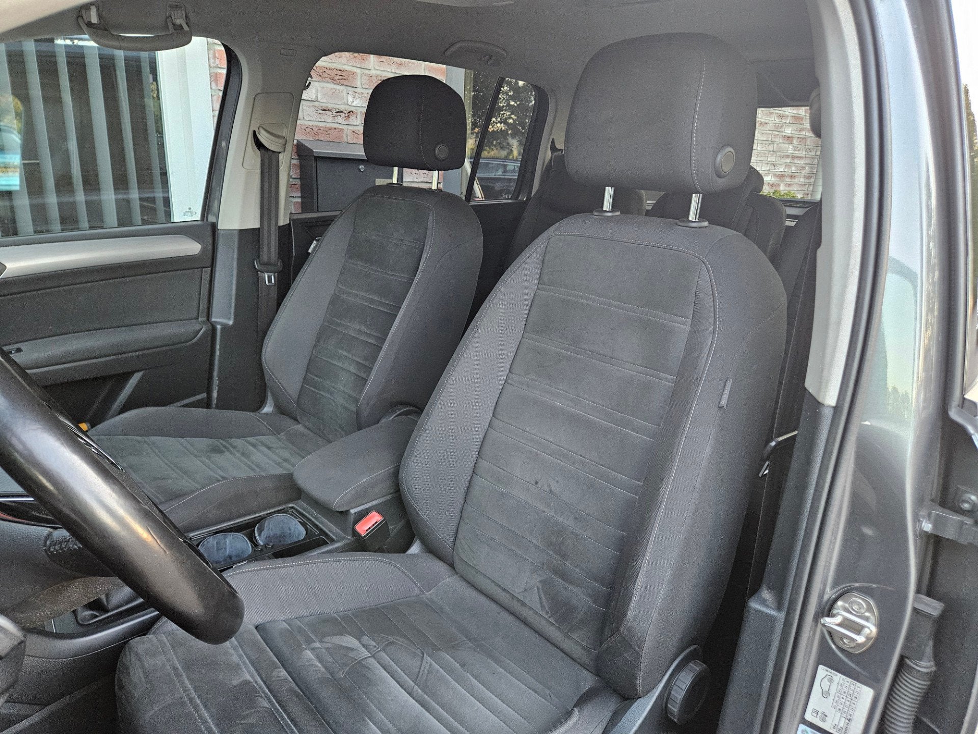 Volkswagen Touran 1.0 TSI Comfortline Business Carplay! Trek, 730 kg, Gebruikt, Euro 6, Automatische klimaatregeling