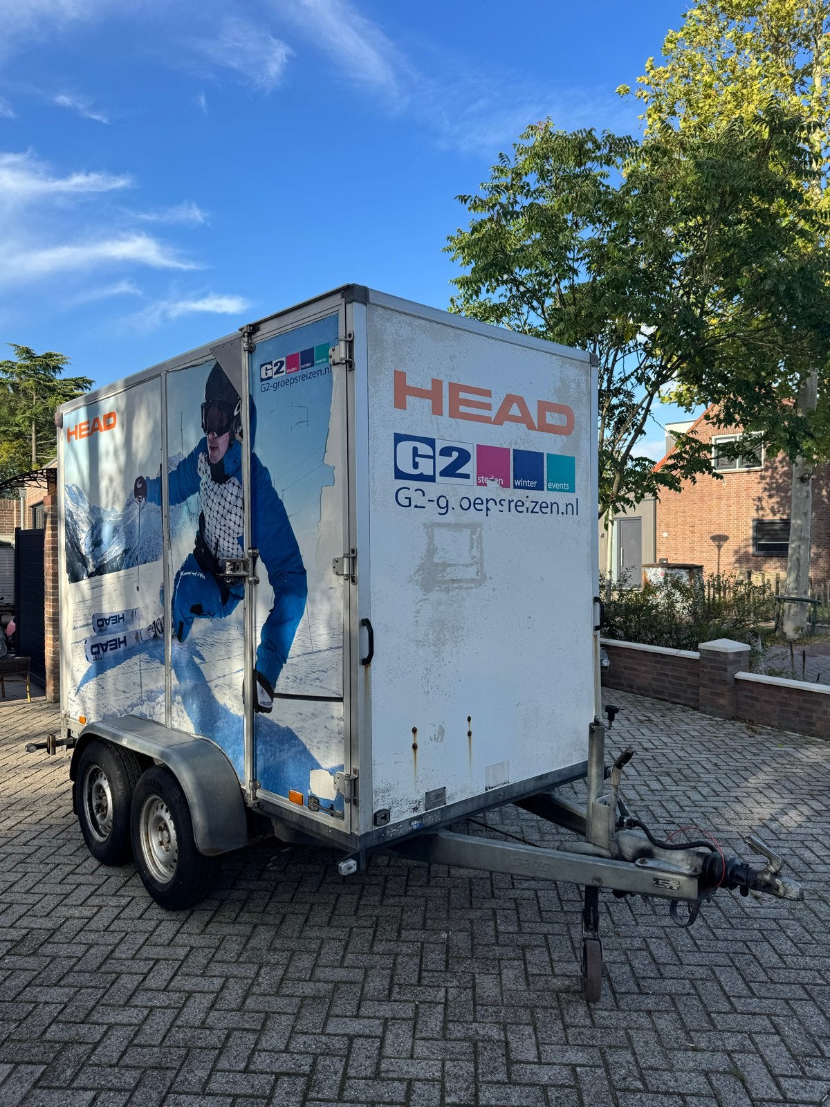 Nette Gesloten Dubbelasser Aanhangwagen  Zijdeur aanhanger, Ophalen, Gebruikt