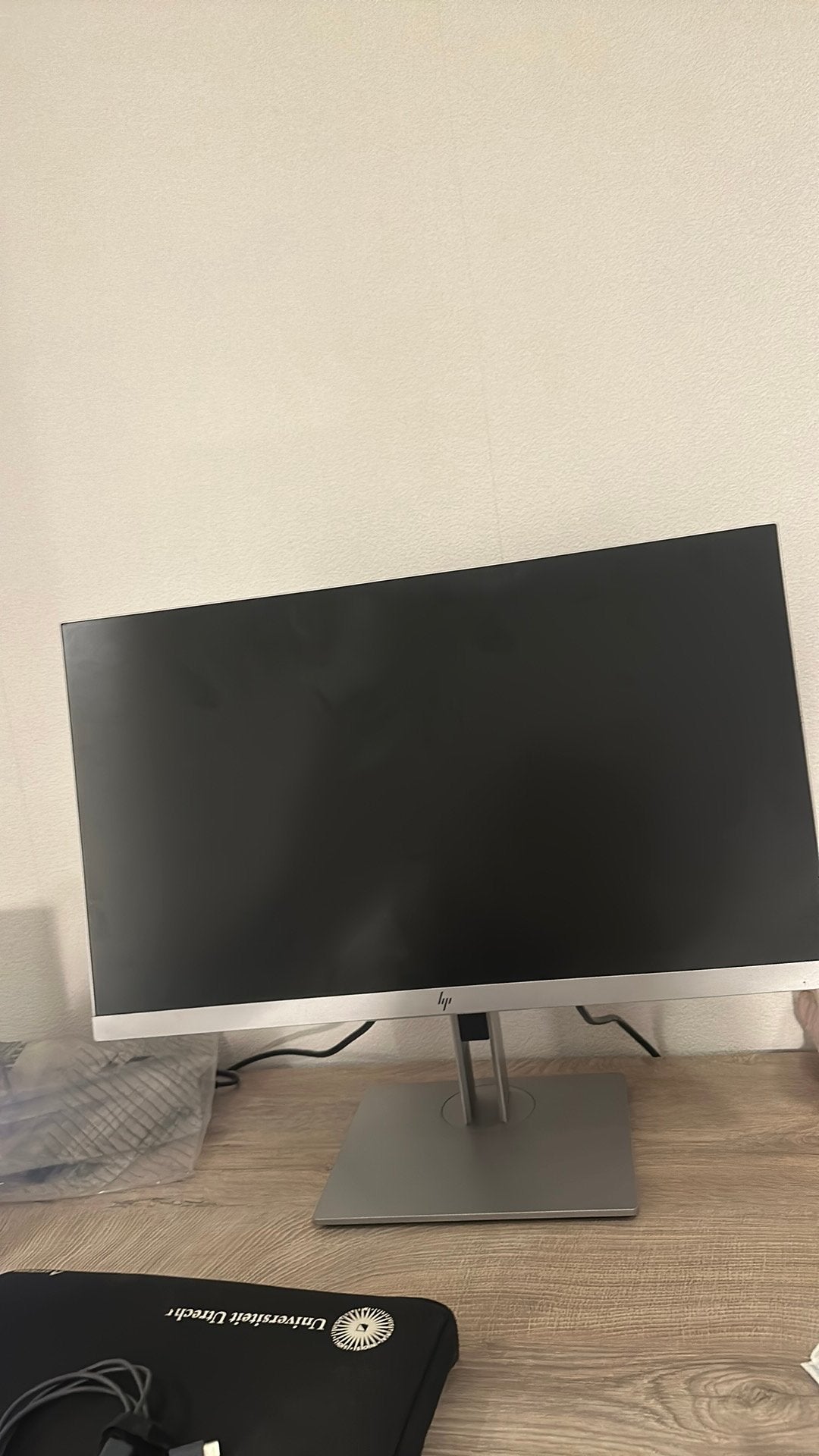 HP 23" LCD monitor E233 - Zo goed als nieuw, Computers en Software, In hoogte verstelbaar, Full HD, Ophalen of Verzenden, Zo goed als nieuw