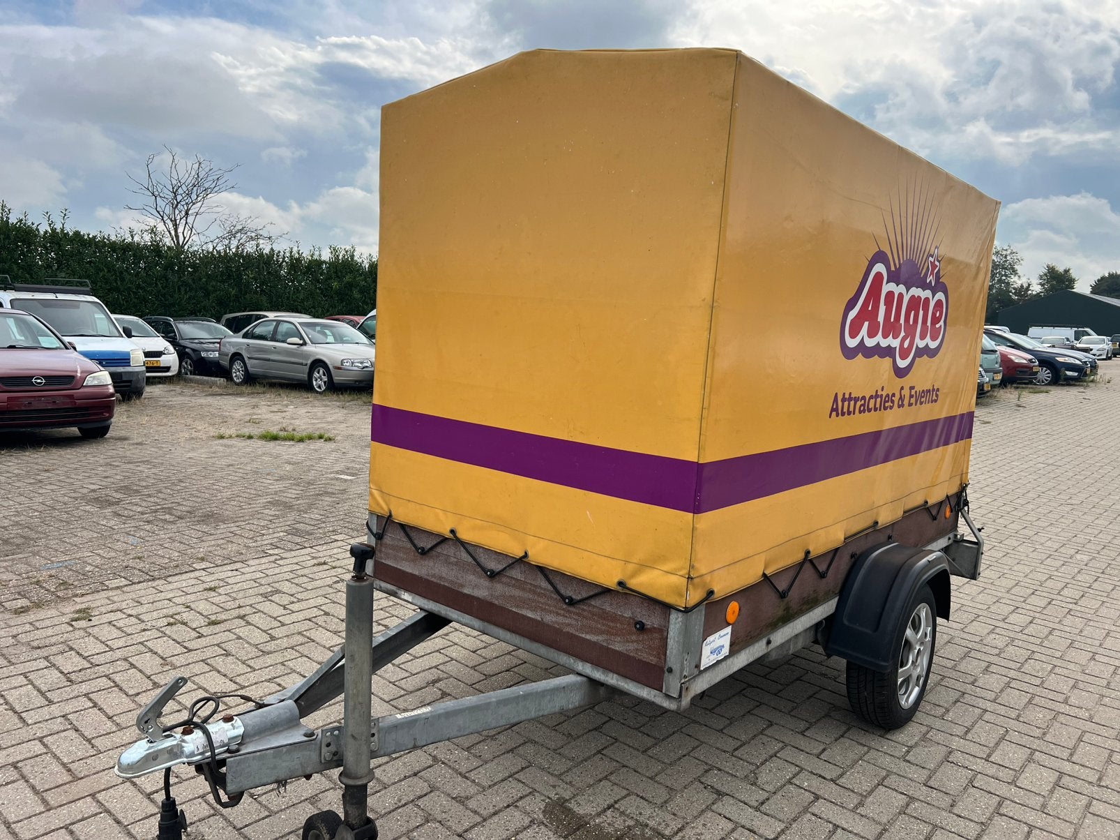 Aanhangwagen met huif, Ophalen, Gebruikt