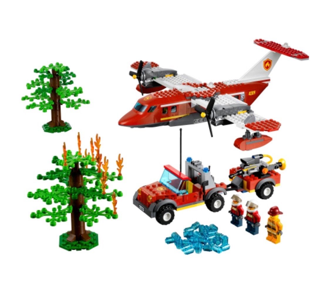 LEGO City 4209 Brandweervliegtuig, Jeep en bomen, Kinderen en Baby's, Speelgoed | Duplo en Lego, Lego, Ophalen of Verzenden, Inclusief minifiguren