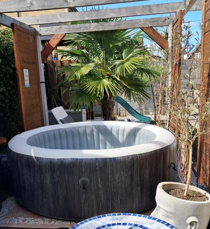 Jacuzzi intex, Ophalen of Verzenden, Zo goed als nieuw, Pomp