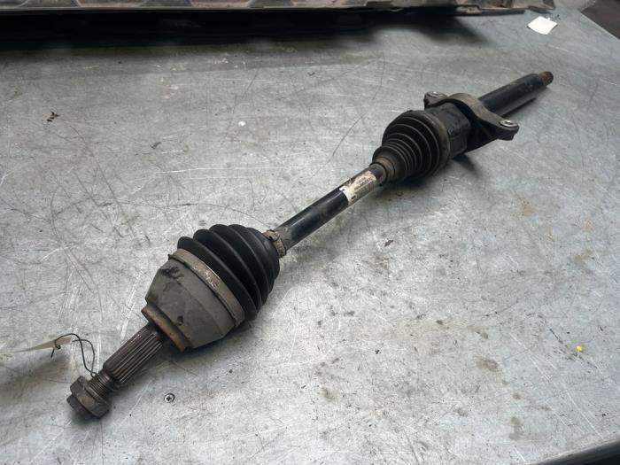 Aandrijfas rechts-voor van een Mini Countryman, Gebruikt, -, -, Ophalen of Verzenden