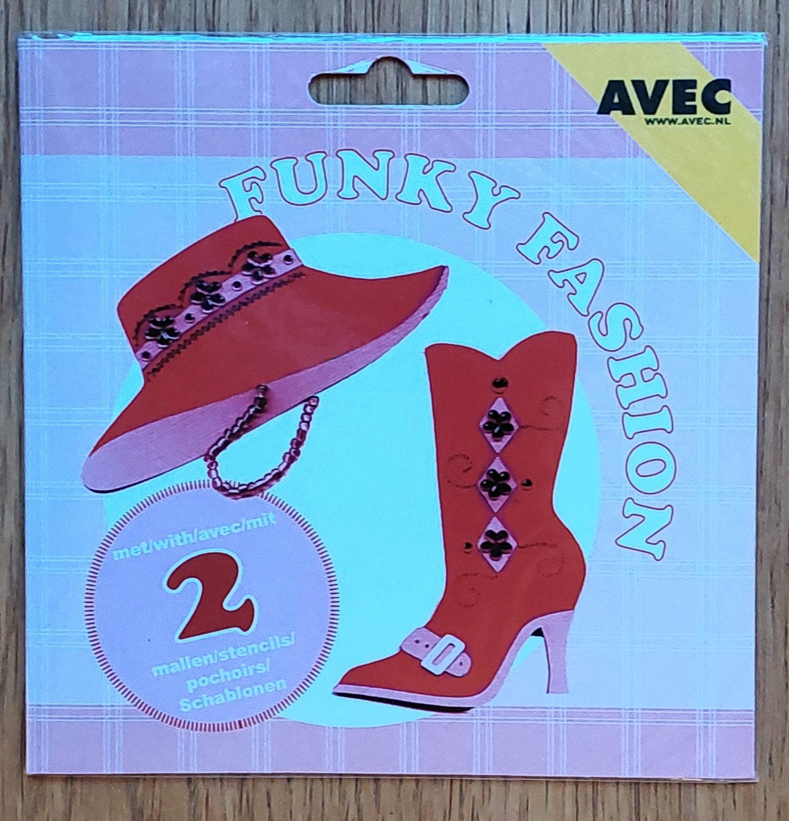 Funky Fashion (2 mallen) - Hoed en Laars
2 mallen, Ophalen of Verzenden, Nieuw, Overige thema's, Pons of Mal