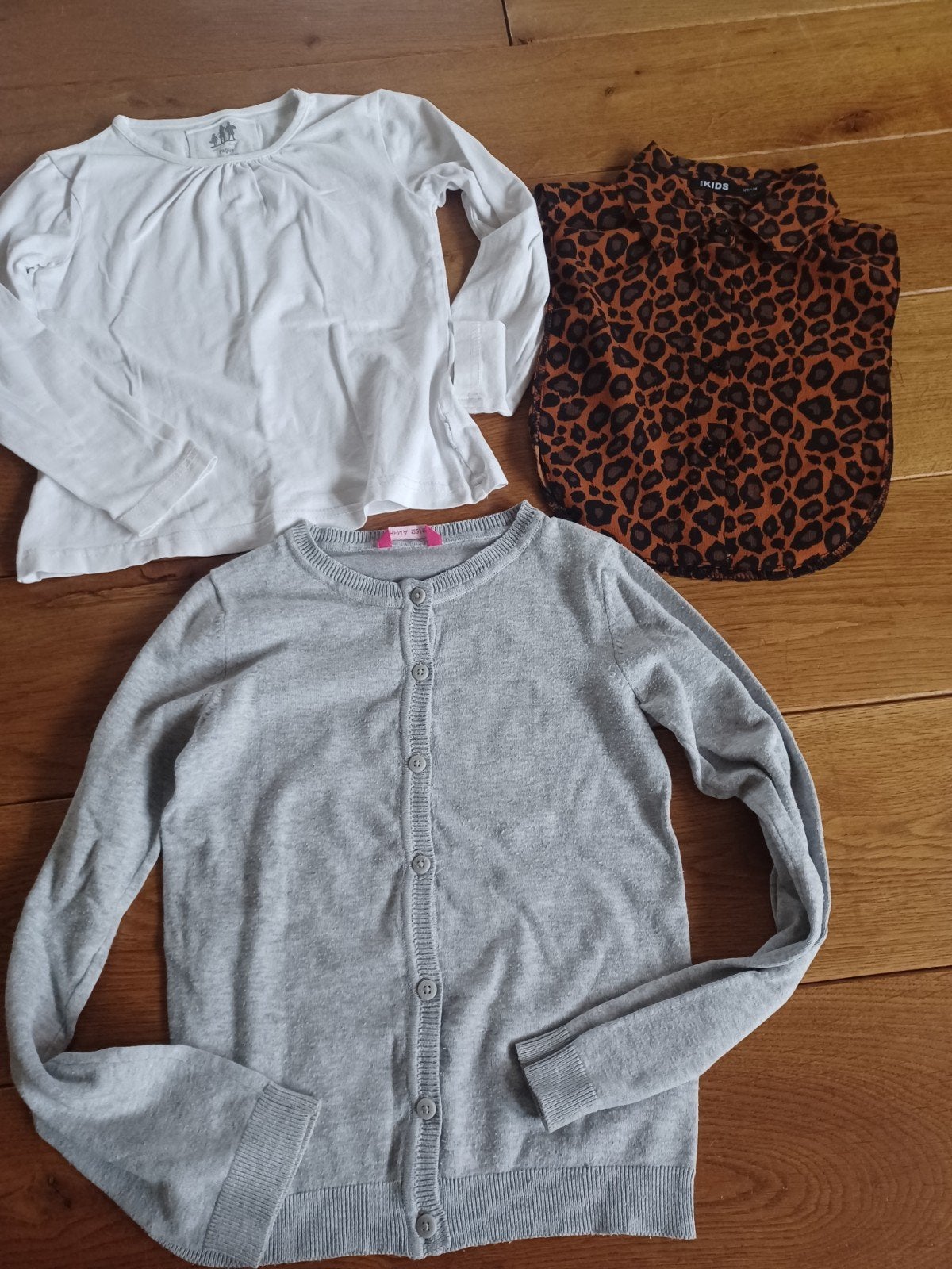 3 stuks meisjes kinderkleding mt 122/ 128, Ophalen of Verzenden, Zo goed als nieuw, Maat 128