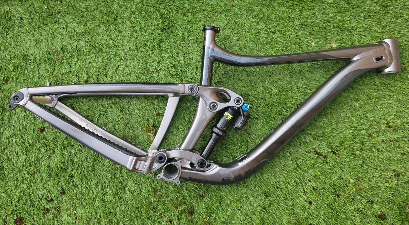 Giant Reign New frame, Fietsen en Brommers, Fietsonderdelen, Ophalen, Frame