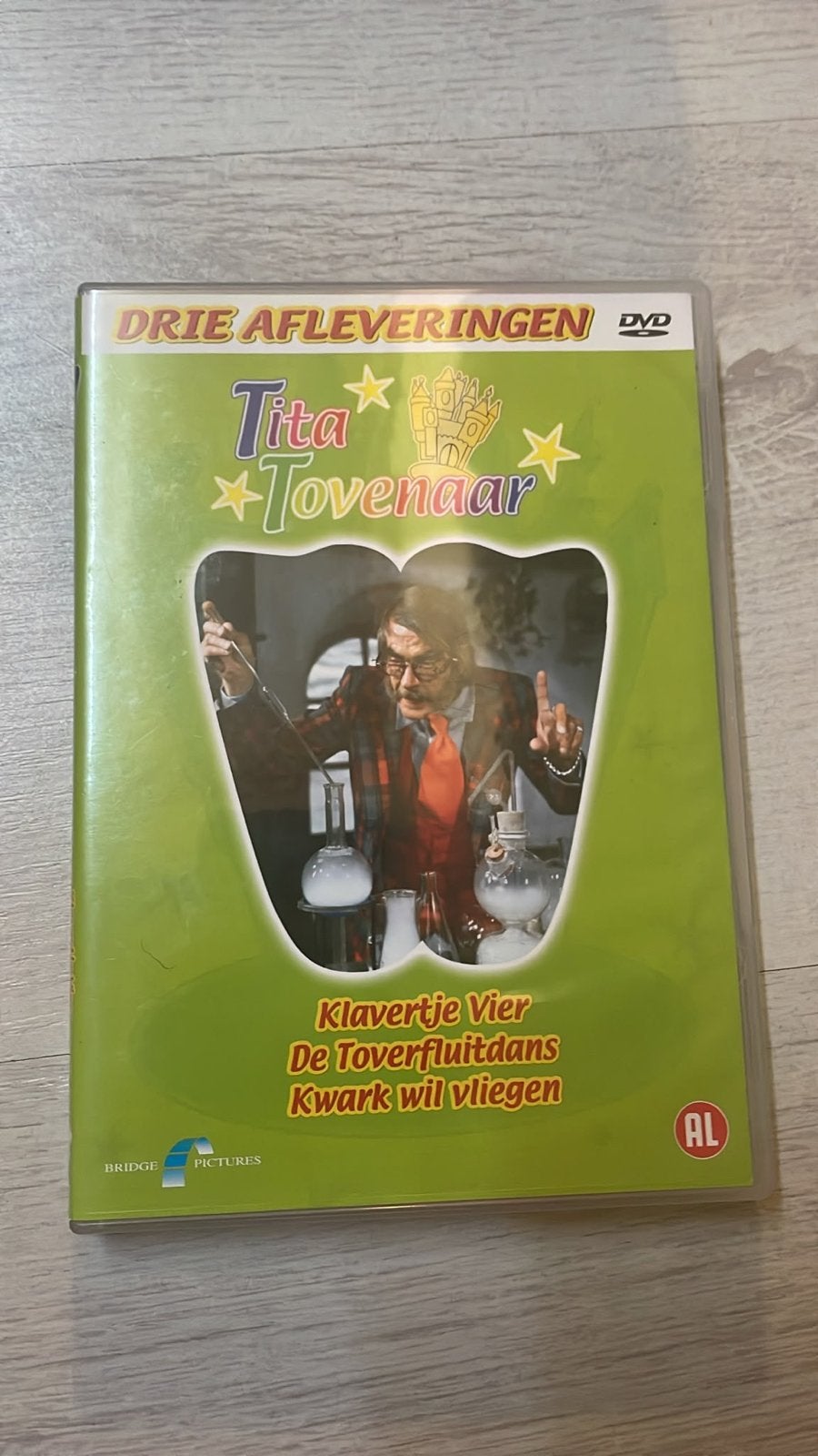 Tita Tovenaar - Drie Afleveringen DVD, Gebruikt, Alle leeftijden, Tv-serie, Familie