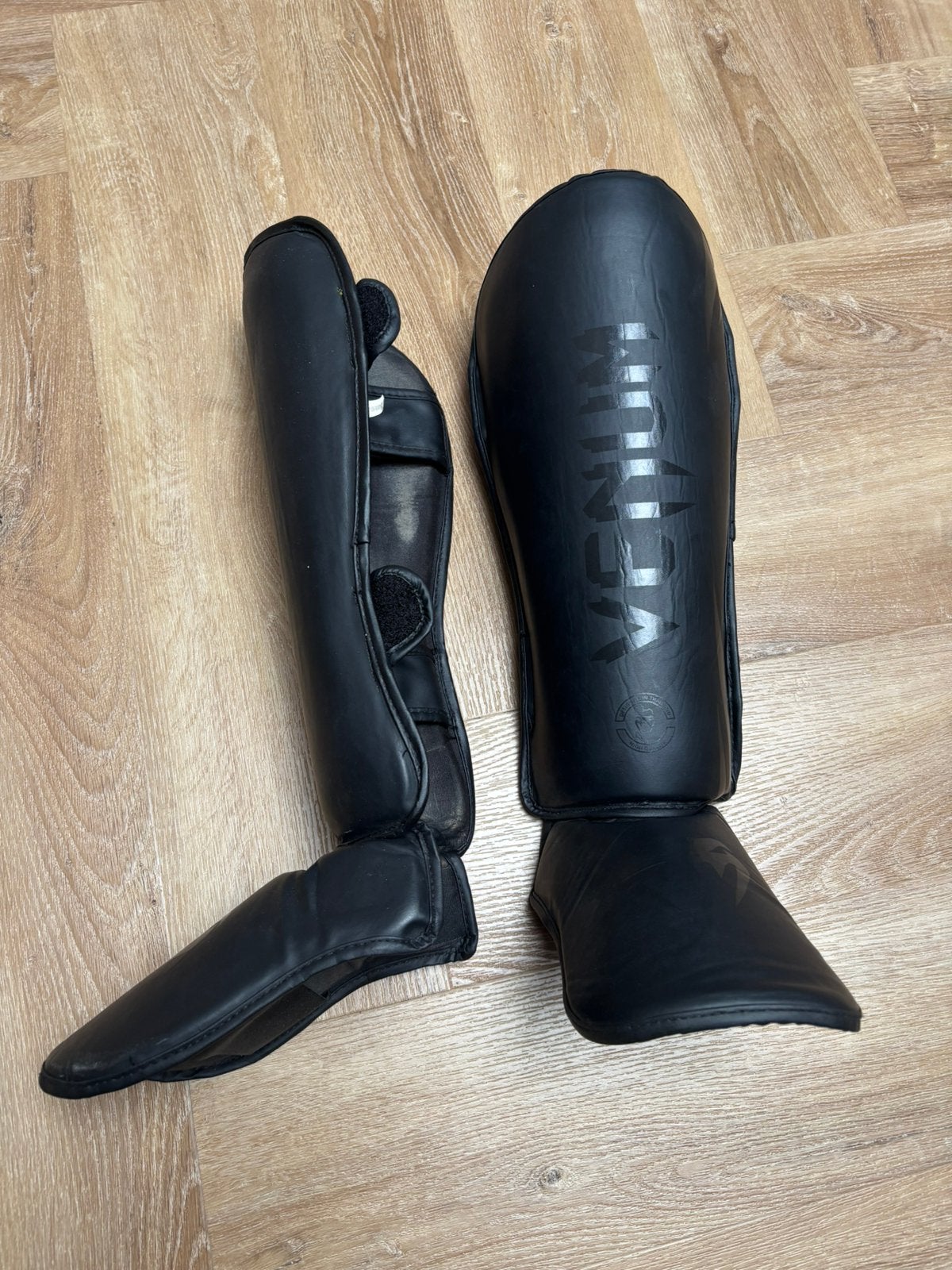 VENUM SCHEENBESCHERMERS MAAT L voor kickboks&andere sporten, Ophalen of Verzenden, Gebruikt, Overige