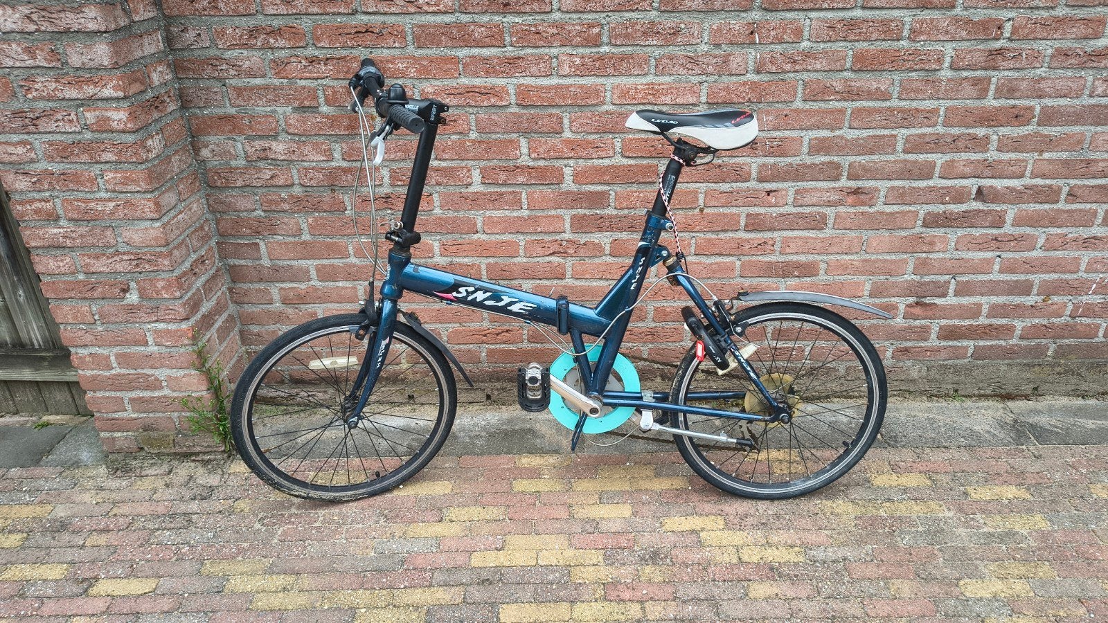 2 vouwfietsen, Gebruikt, Velgrem, Versnellingen, Ophalen