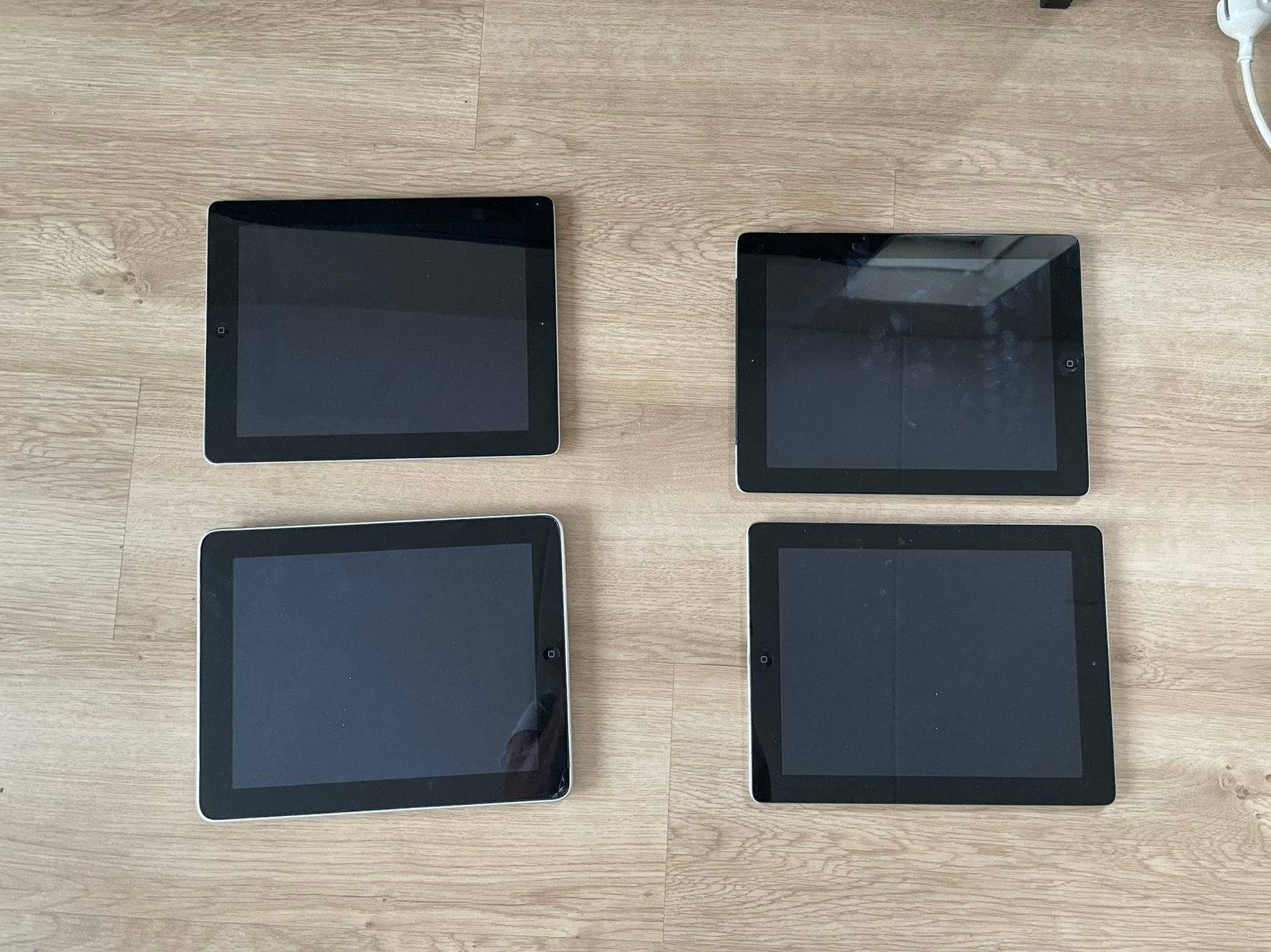 4 Apple iPads, Computers en Software, Apple iPads, 10 inch, Gebruikt, Apple iPad, Ophalen of Verzenden