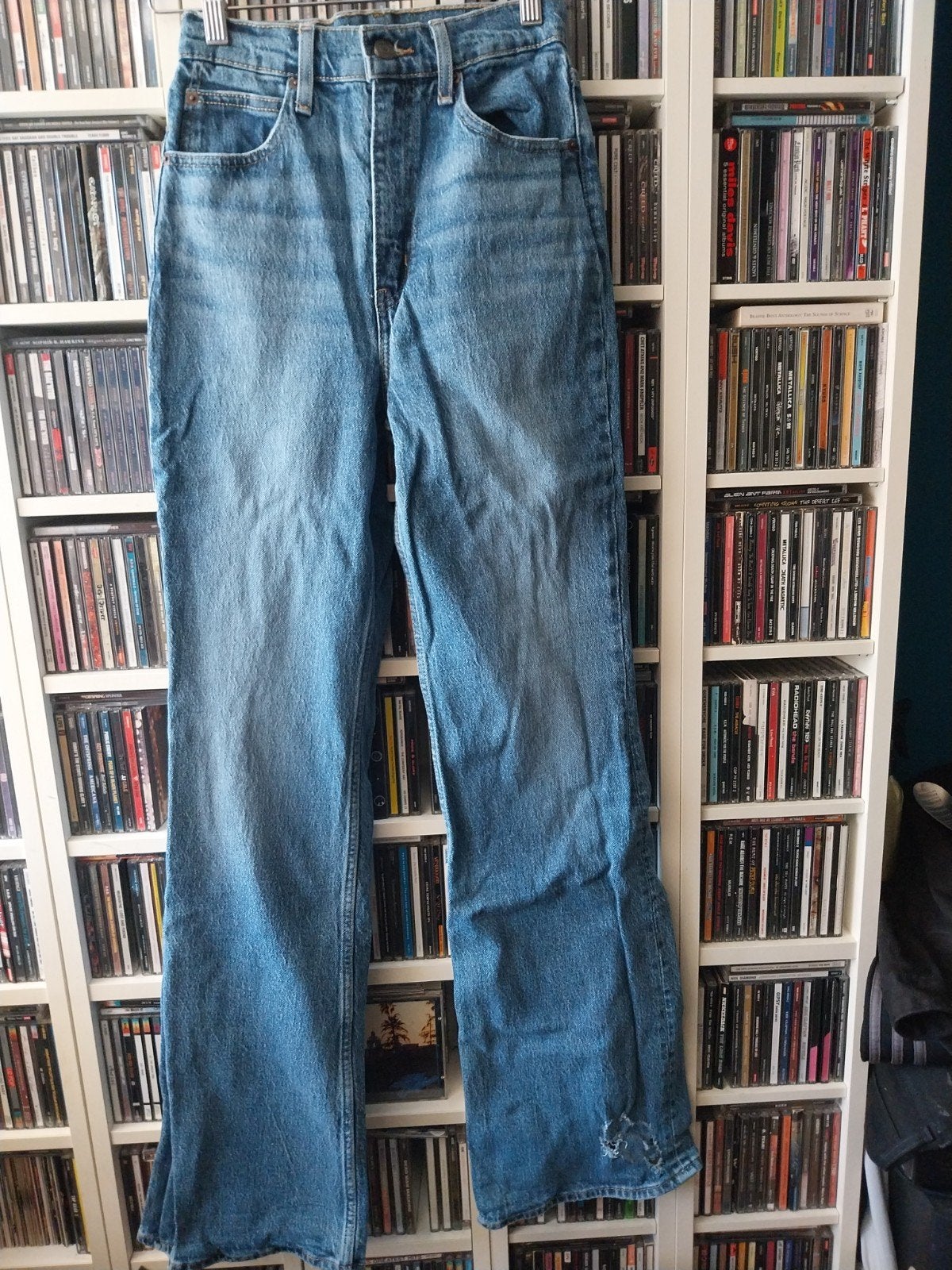 Levi's 70s High Flare Jeans W26 L34 met een reparatie, W27 (confectie 34) of kleiner, Gedragen, Levi's, Verzenden