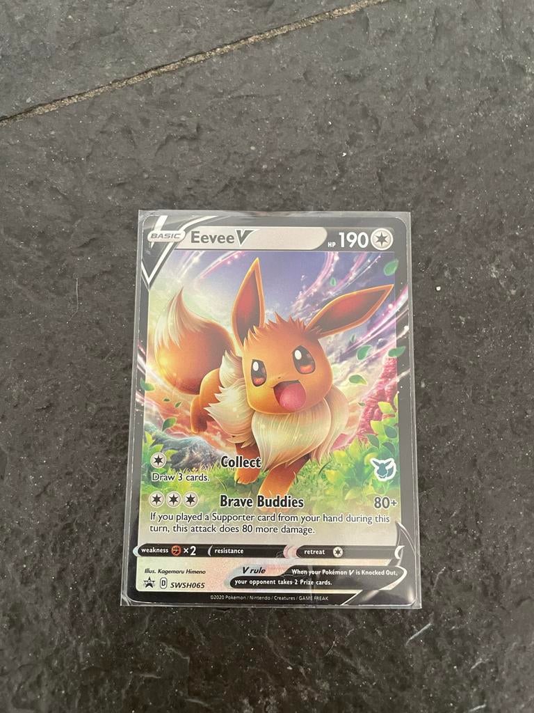 Pokémon Eevee V Kaart, Ophalen of Verzenden, Zo goed als nieuw, Losse kaart, Foil