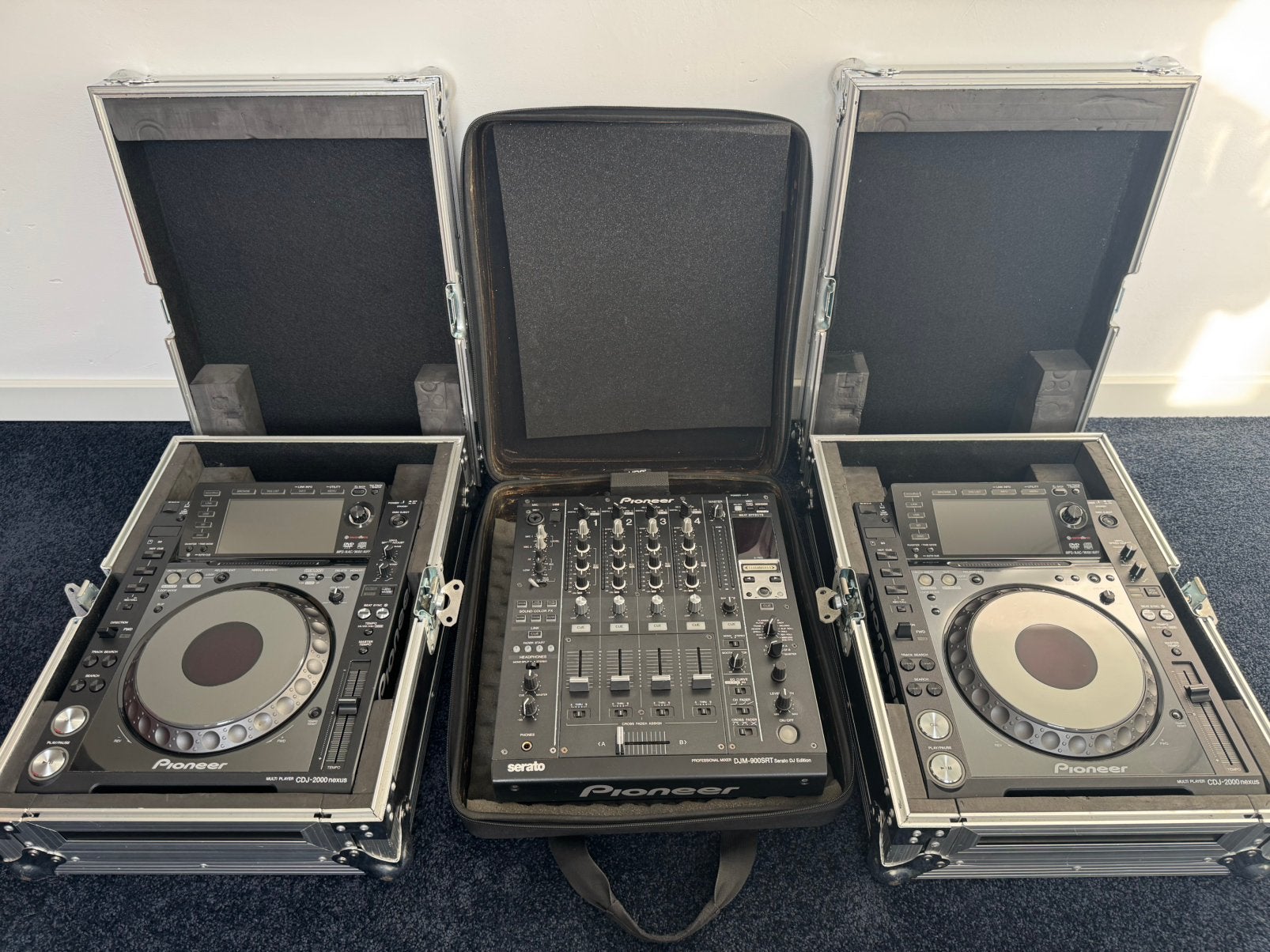 Pioneer NXS DJ Set 2X CDJ2000 1X DJM900 NIEUWSTAAT! + Cases, Muziek en Instrumenten, Dj-sets en Draaitafels, Ophalen, Zo goed als nieuw