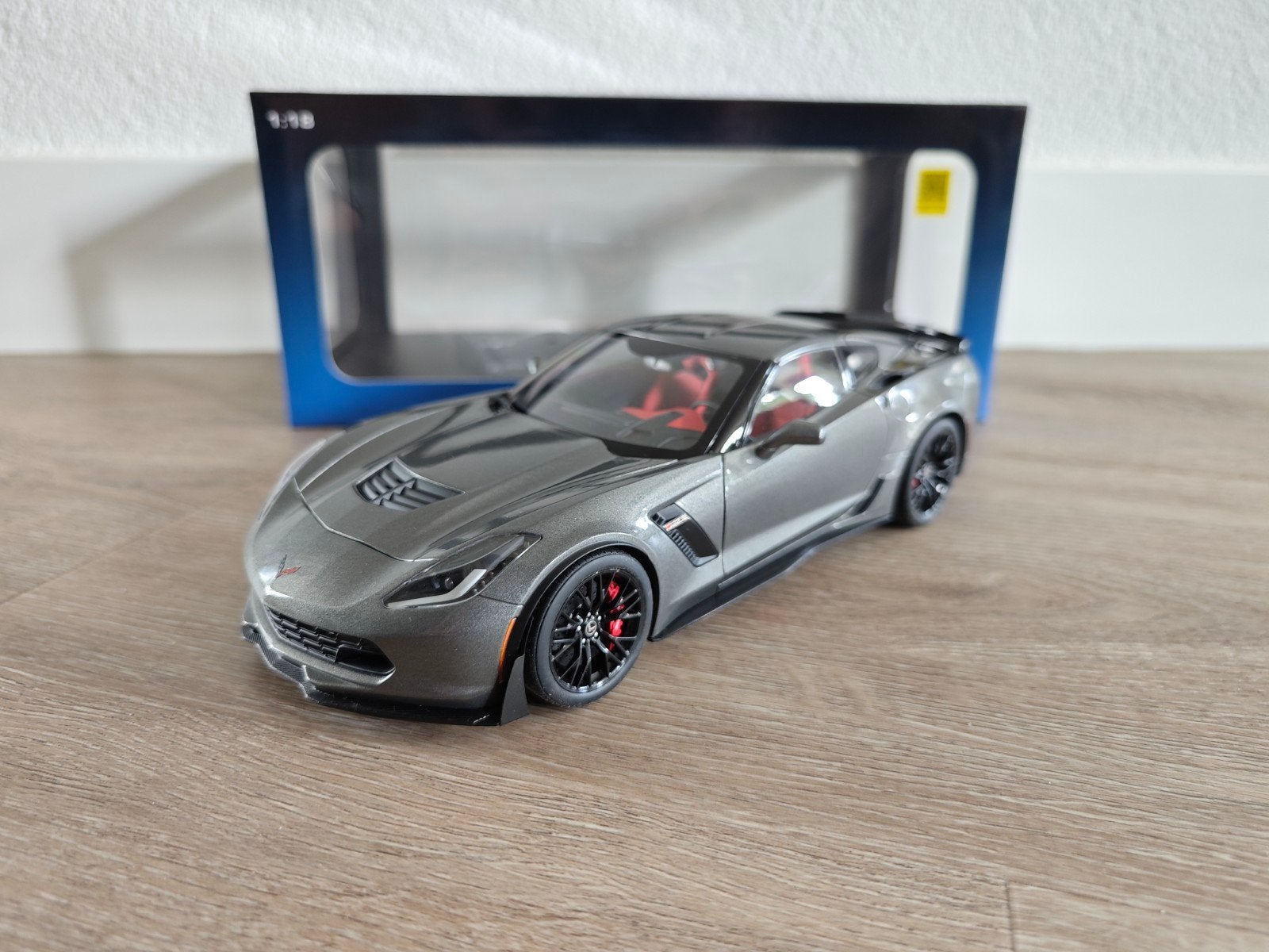 Autoart Chevrolet Corvette C7 Z06 Dark Silver 71264, Ophalen of Verzenden, Zo goed als nieuw, Auto, Autoart