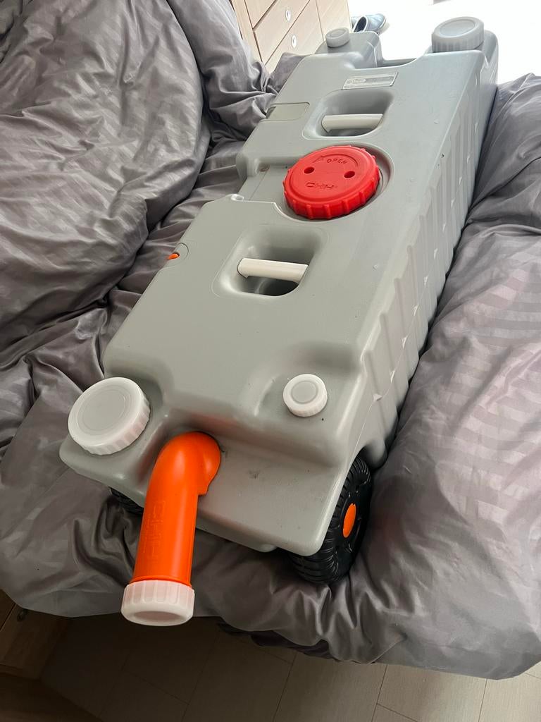 Mobiele afvalwatertank 23L met wielen voor camper/caravan, Ophalen, Zo goed als nieuw