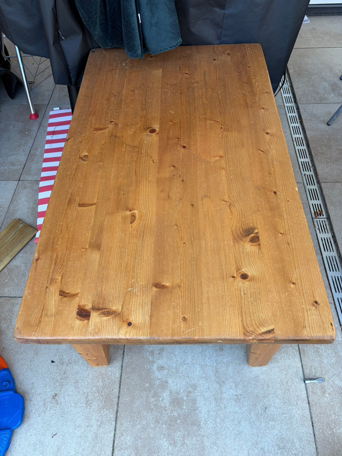 Massief grenen houten tafel met 2 lades, Ophalen, Zo goed als nieuw, Rechthoekig, 50 tot 100 cm